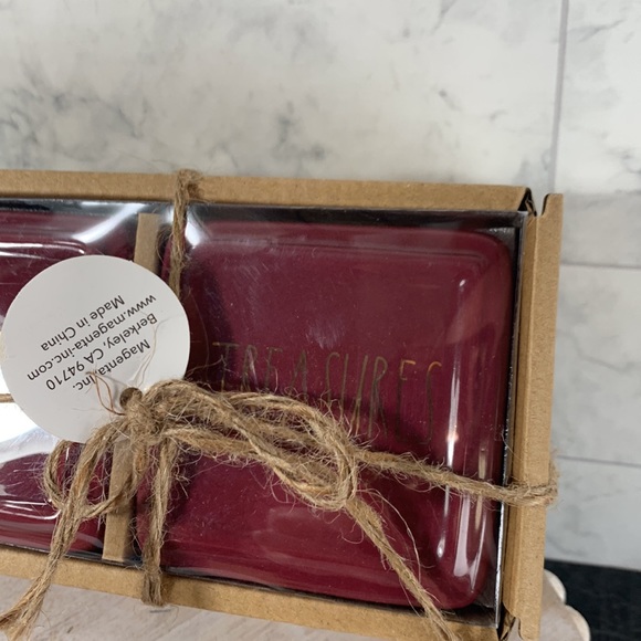 Sealed  - Set of TRINKETS TREASURES two jewelery boxs and RADIANT earring holder - Picture 3 of 5